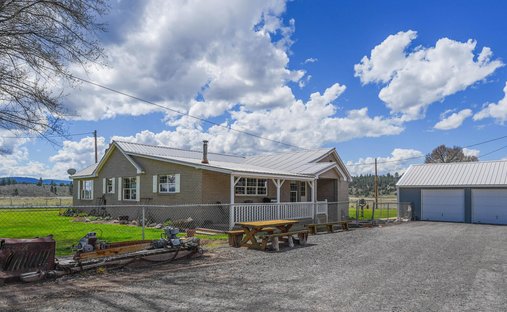 House in Bly, Oregon, United States 1