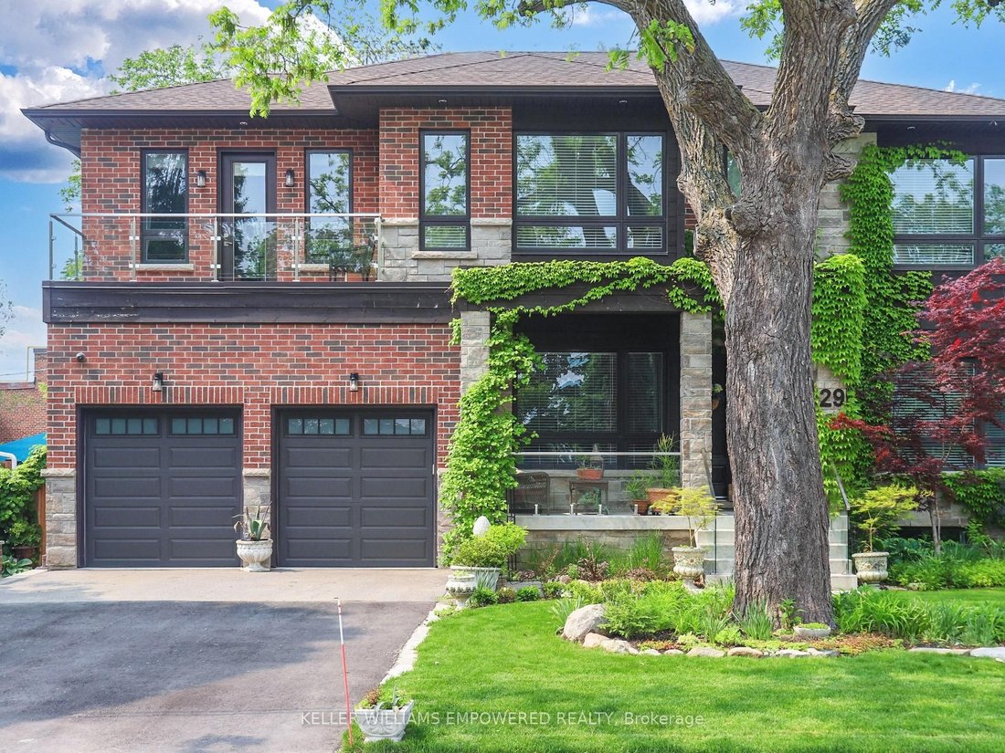 House in Gormley, Ontario, Canada 1 - 17666575