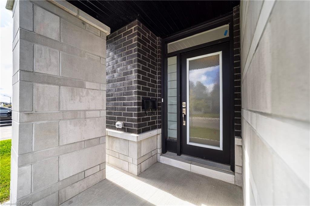 House in Ottawa, Ontario, Canada 2 - 17666298