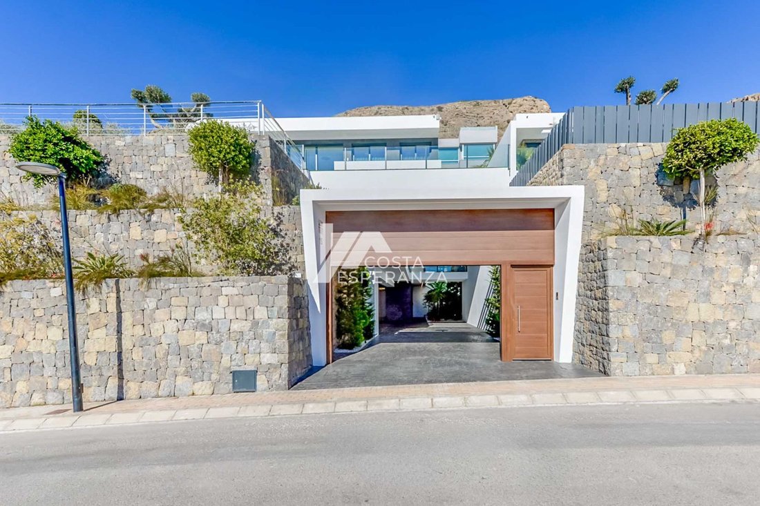 Villa in Finestrat, Valencian Community, Spain 3 - 13044921