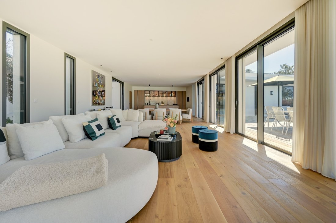 House in Le Tholonet, Provence-Alpes-Côte d'Azur, France 3 - 17666704