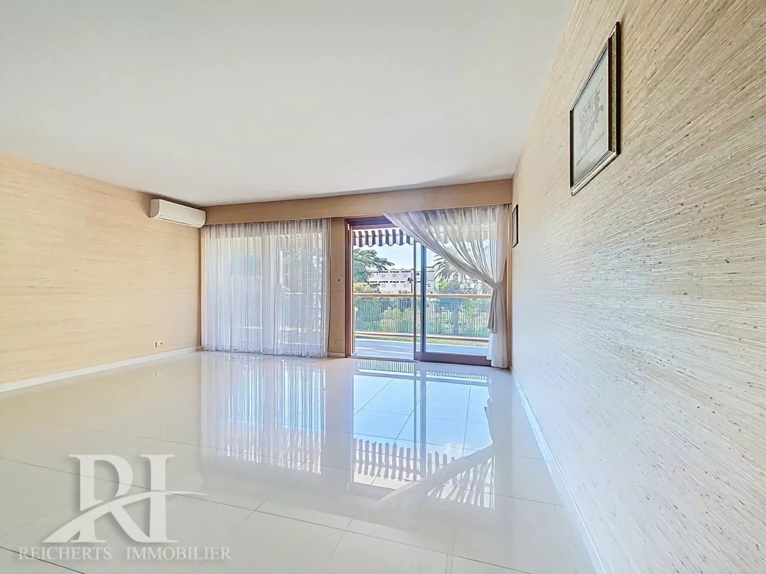 Apartment in La Californie, Cannes, France 5 - 17663776