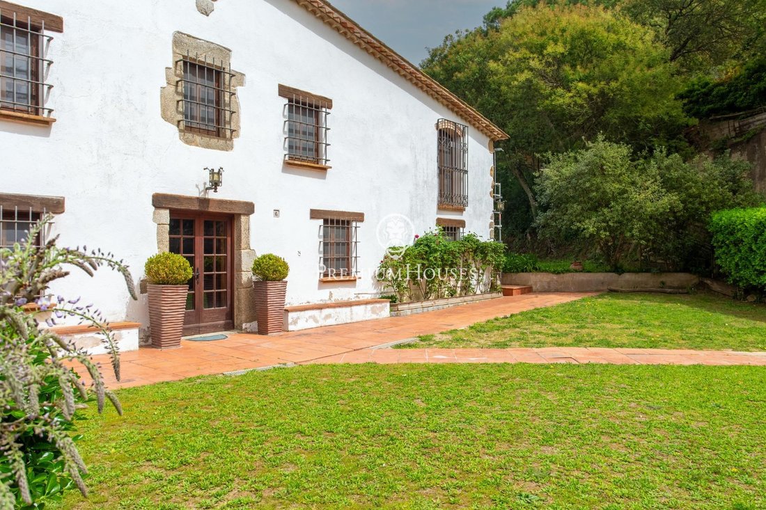 Country House in Sant Iscle de Vallalta, Catalonia, Spain 2 - 17666735