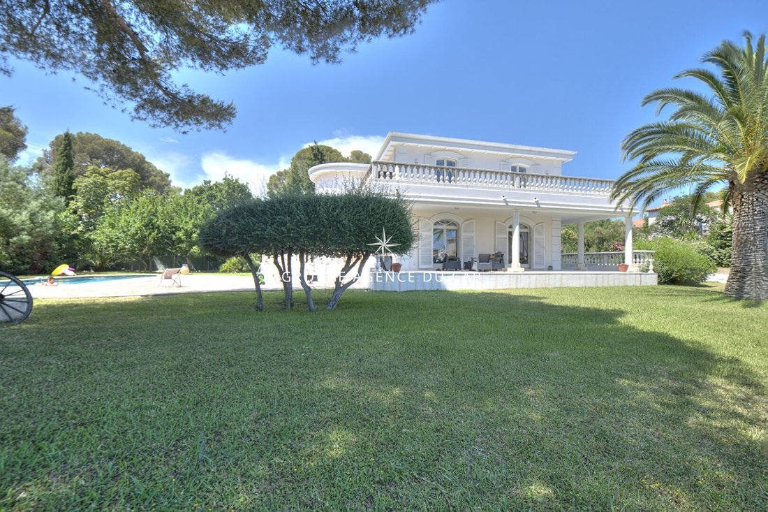 Villa in Le Dramont-Agay-Anthéor-Le Trayas, Saint-Raphaël, France 1 - 17666769