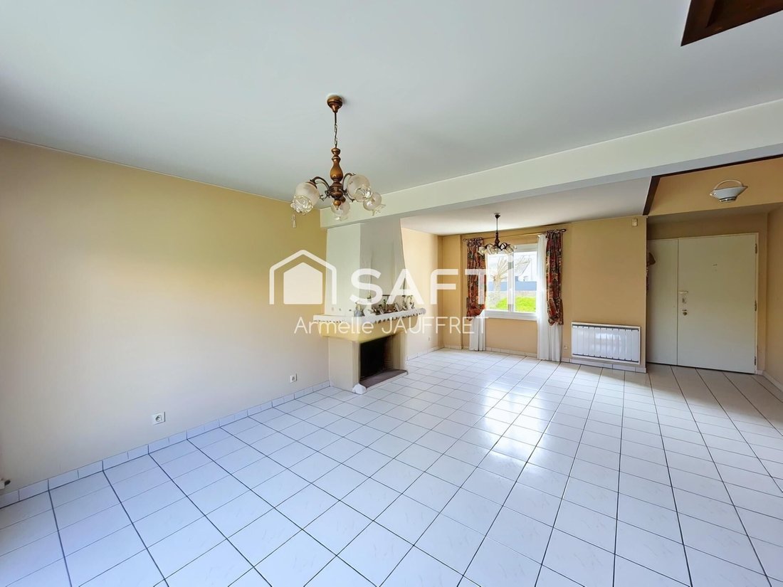 House in Saint-Brice-sous-Foret, Ile-de-France, France 5 - 17409289
