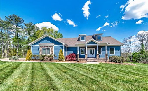 House in North Wilkesboro, North Carolina, United States 1