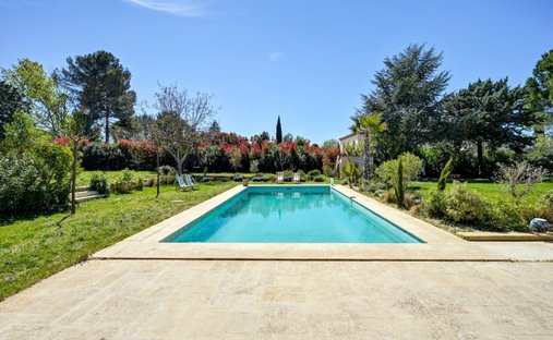 House in Le Tholonet, Provence-Alpes-Côte d'Azur, France 1