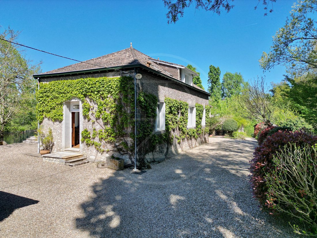 Villa in Gensac, Nouvelle-Aquitaine, France 3 - 17666040