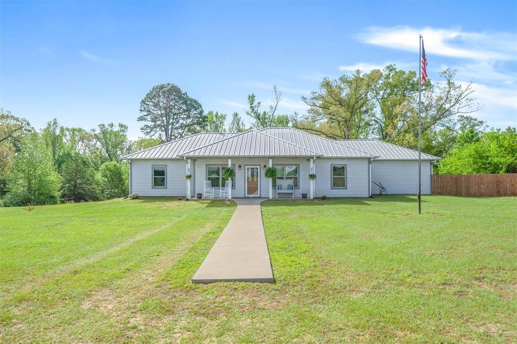 House in Winnsboro, Texas, United States 2 - 17666424