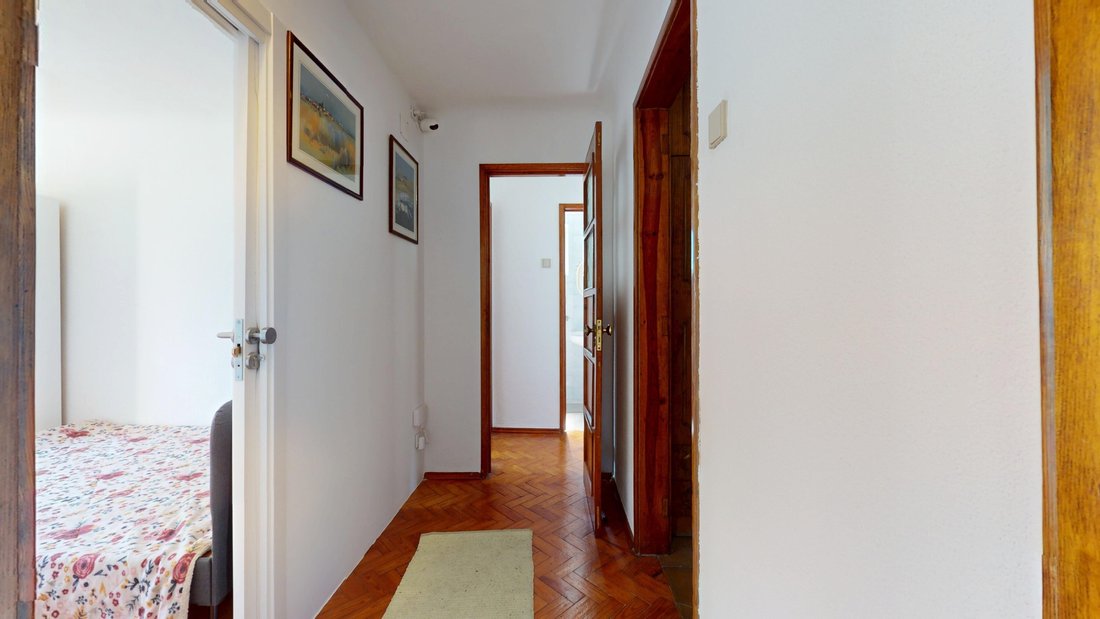 Apartment in Benfica, Lisbon, Portugal 5 - 17509470