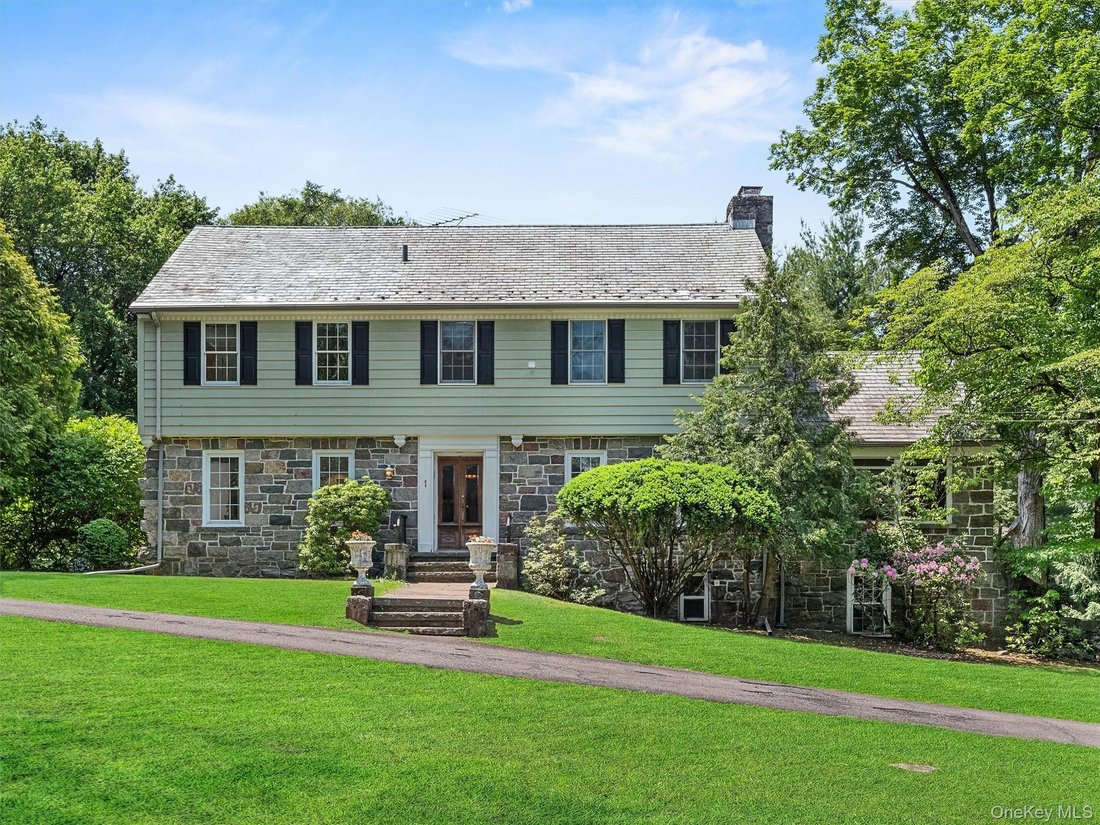 House in Montebello, New York, United States 3 - 17663146