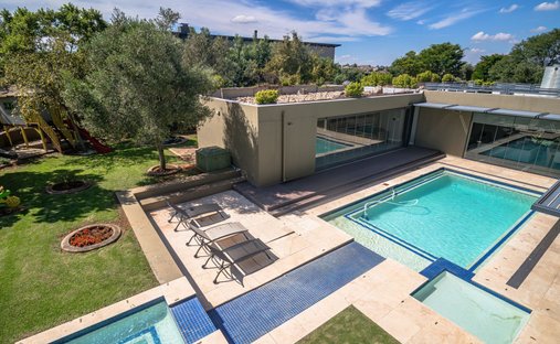 House in Sunderland Ridge AH, Gauteng, South Africa 1