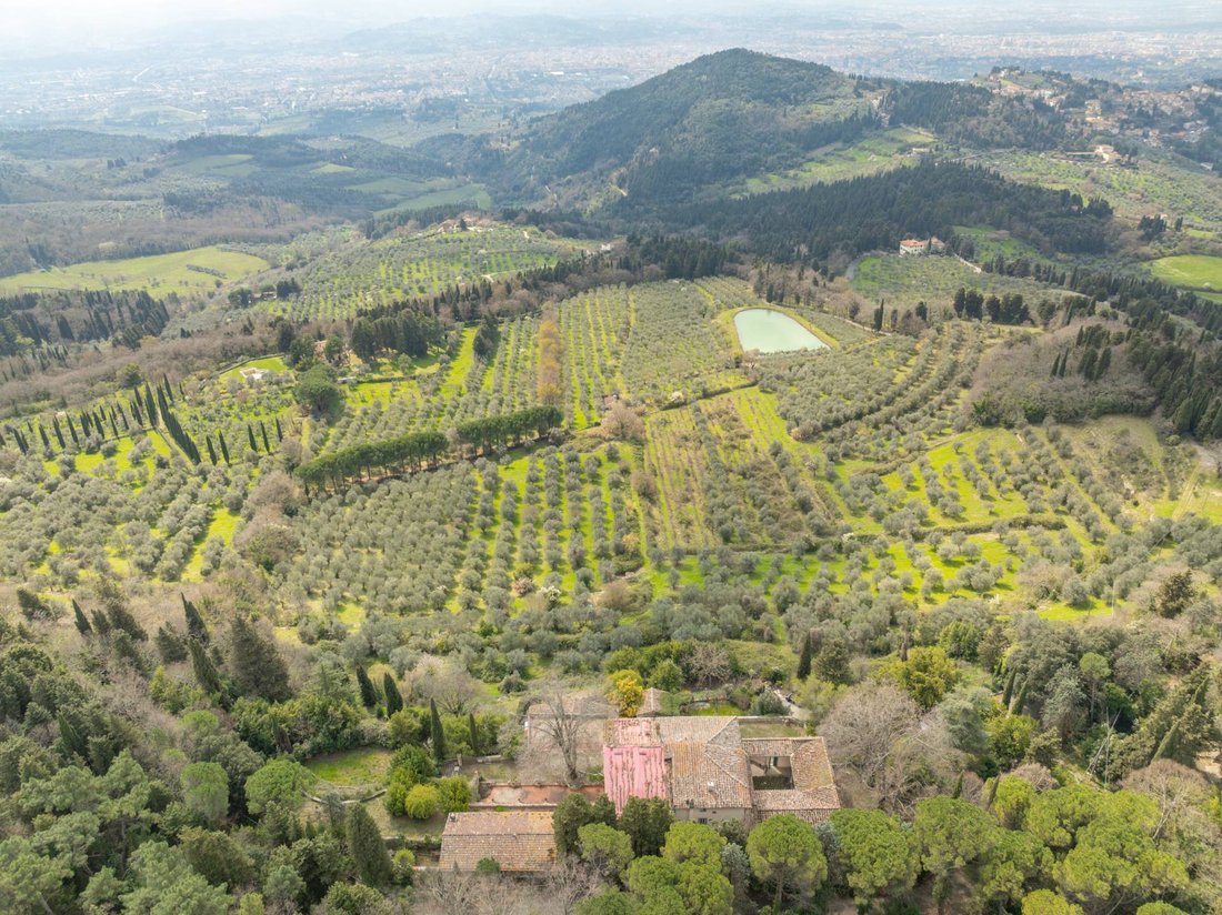 Villa in Fiesole, Tuscany, Italy 3 - 17667552
