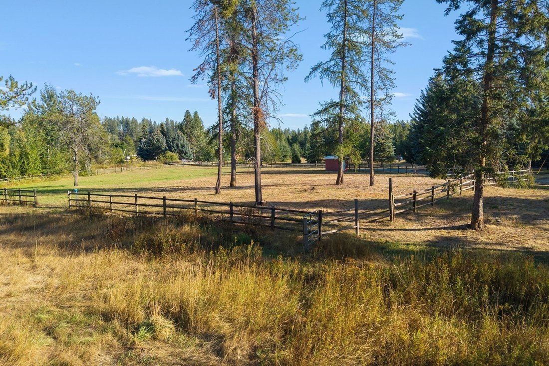 House in Sandpoint, Idaho, United States 2 - 17664836