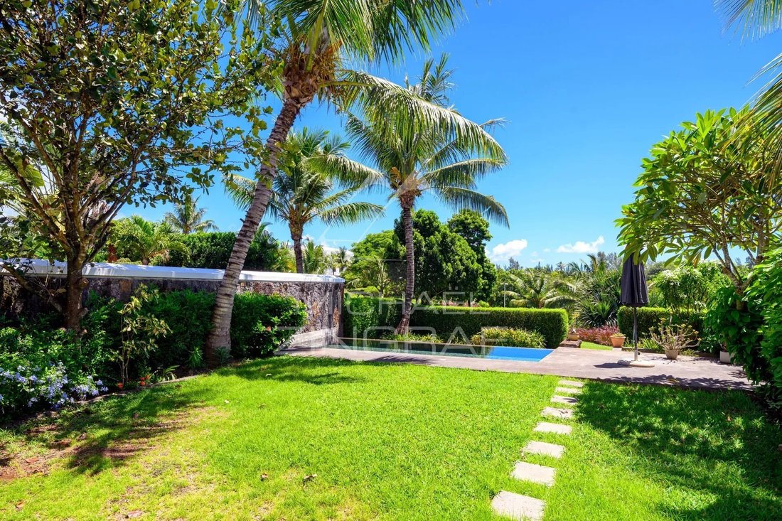 Villa in Rivière du Rempart, Rivière du Rempart District, Mauritius 2 - 17663799