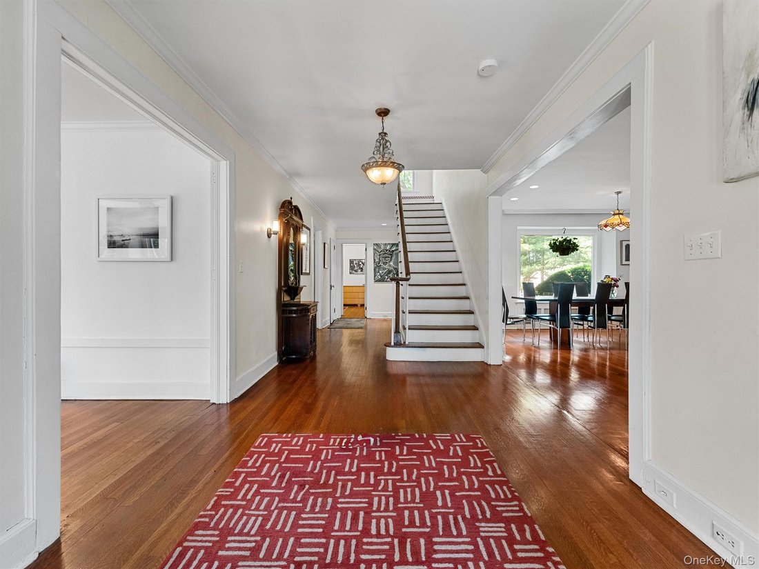 House in Montebello, New York, United States 5 - 17663146