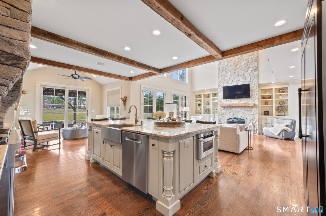 House in Glastonbury, Connecticut, United States 4 - 17544395