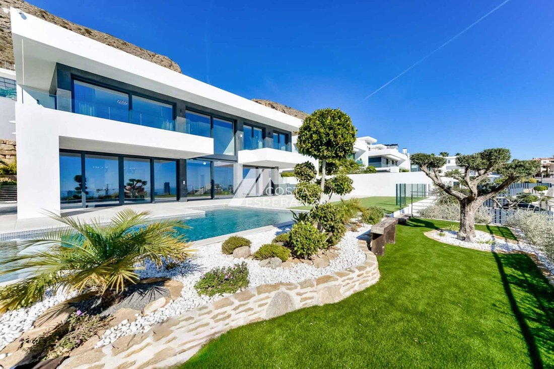 Villa in Finestrat, Valencian Community, Spain 1 - 13044921