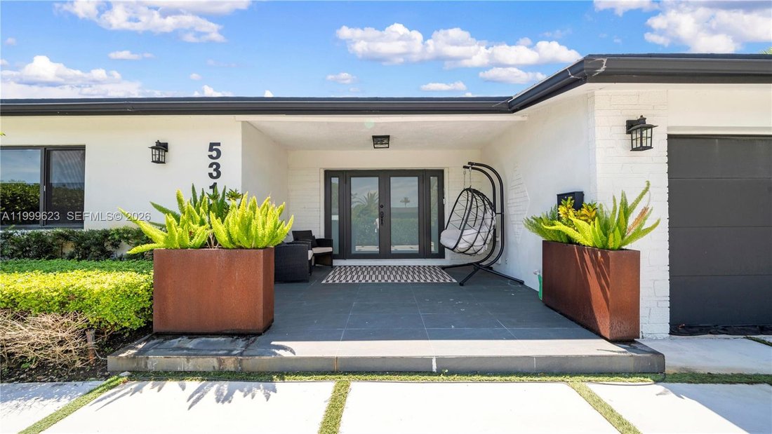 House in Hollywood, Florida, United States 5 - 17665221