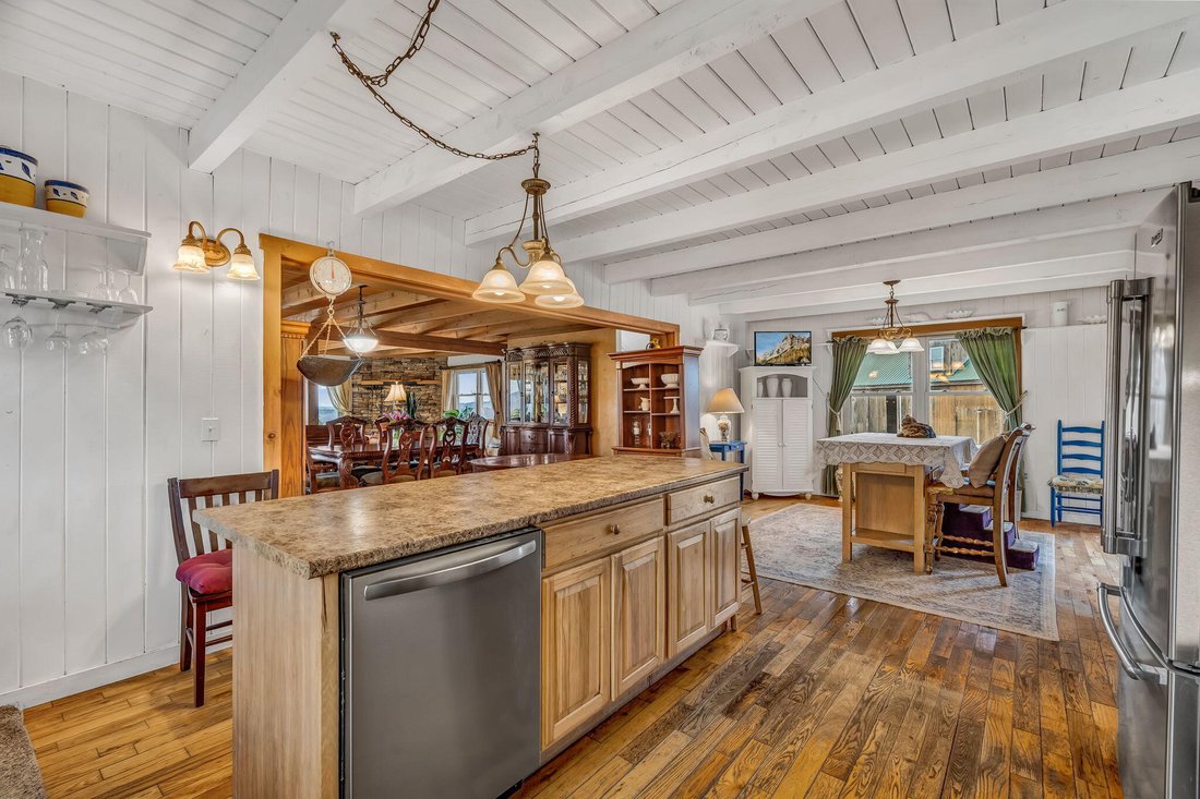 House in Burlington, Maine, United States 4 - 17666610