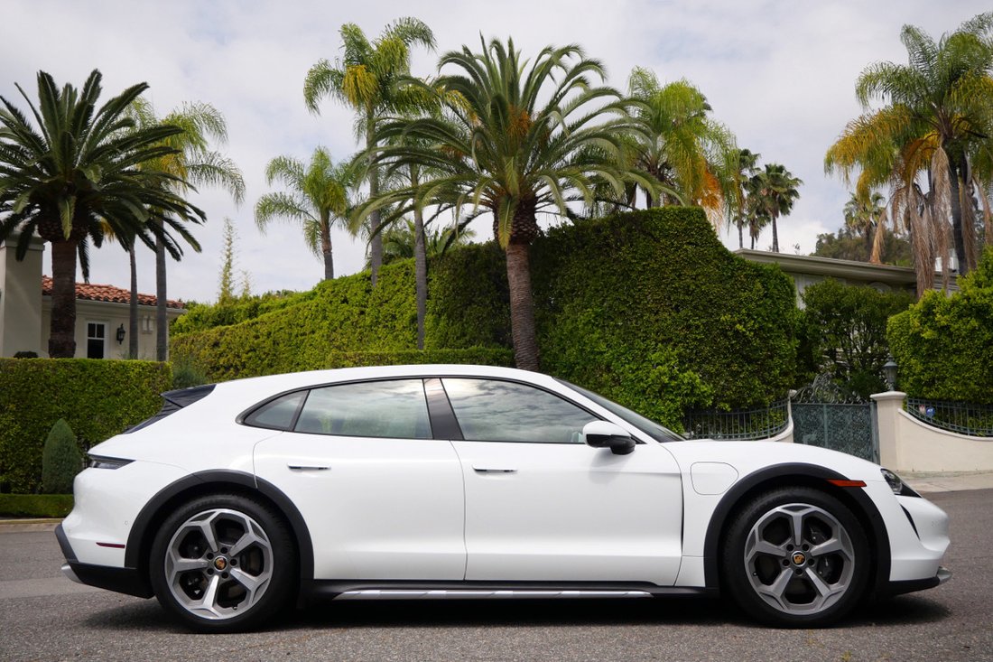 Green Electric in West Hollywood, CA, United States 4 - 17665005