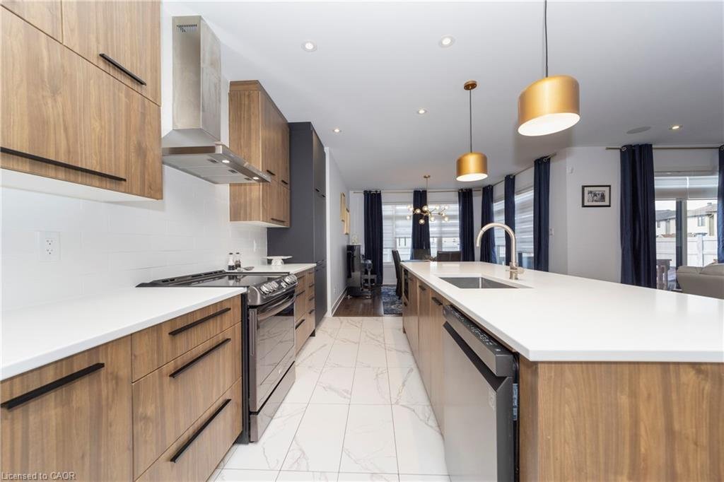 House in Ottawa, Ontario, Canada 5 - 17666298