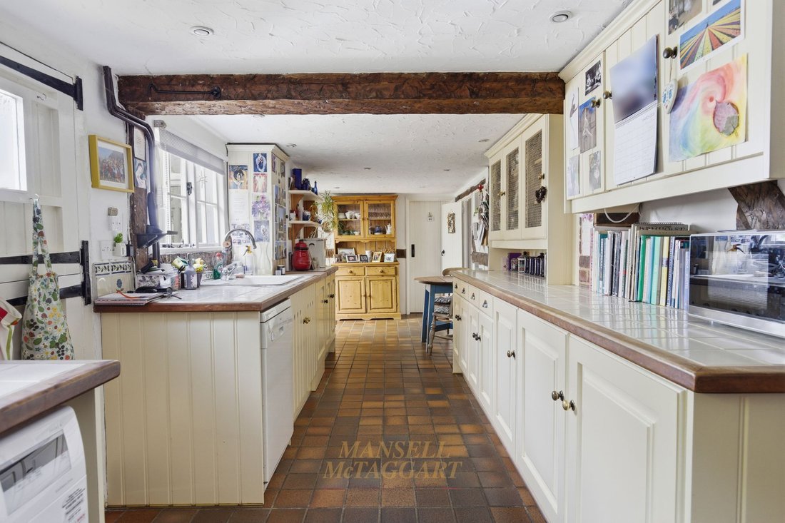 House in Sharpthorne, England 5 - 17663527