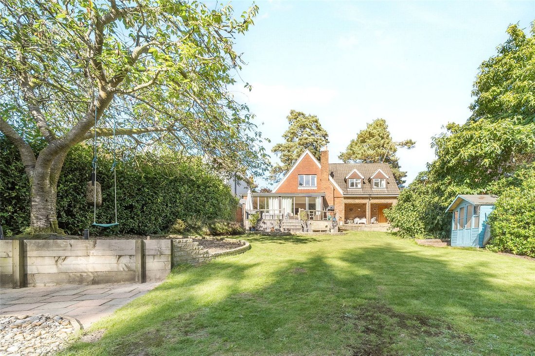 Casa en Headley, Inglaterra 1 - 17662556