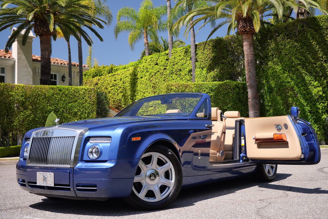 Cabriolet in West Hollywood, CA, United States 1 - 17665024