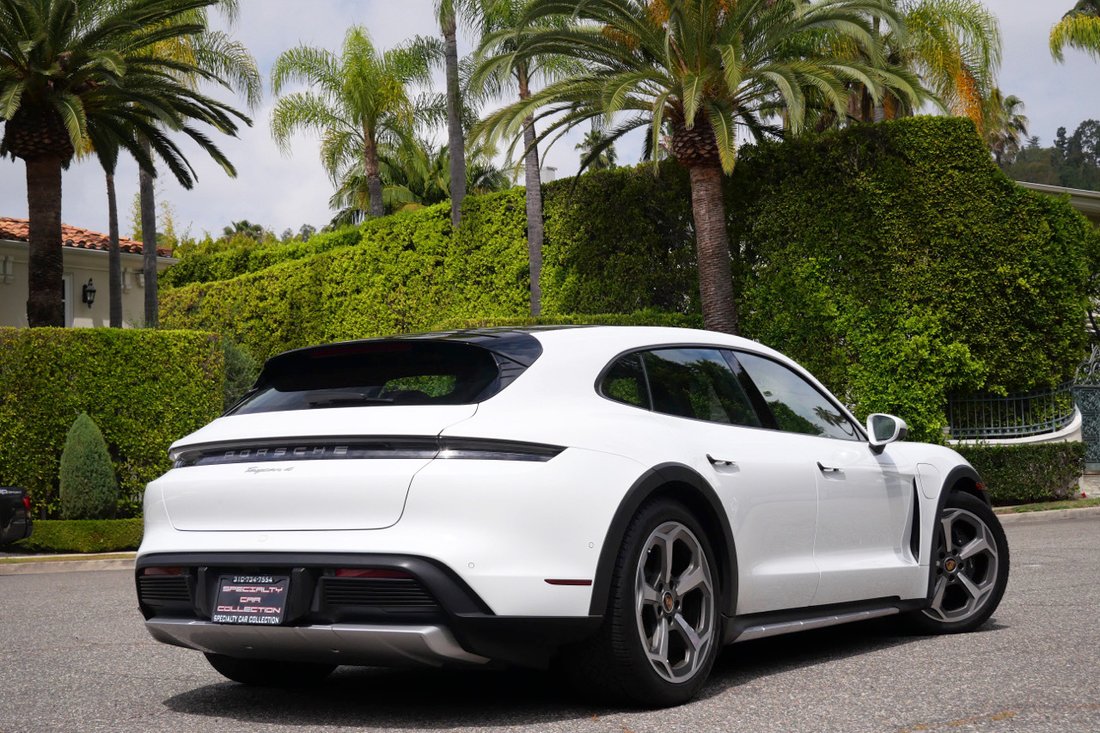 Green Electric in West Hollywood, CA, United States 5 - 17665005