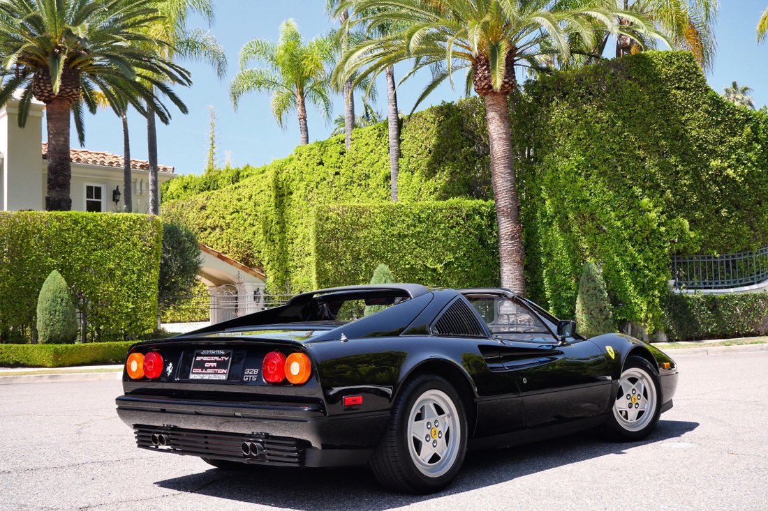 Cabriolet in West Hollywood, CA, United States 5 - 17665011