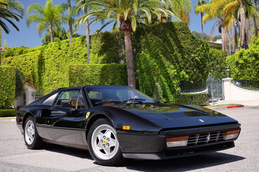 Cabriolet in West Hollywood, CA, United States 3 - 17665011