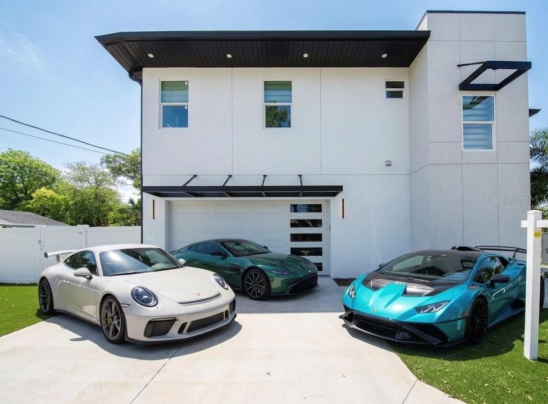 House in Tampa, Florida, United States 3 - 17668085