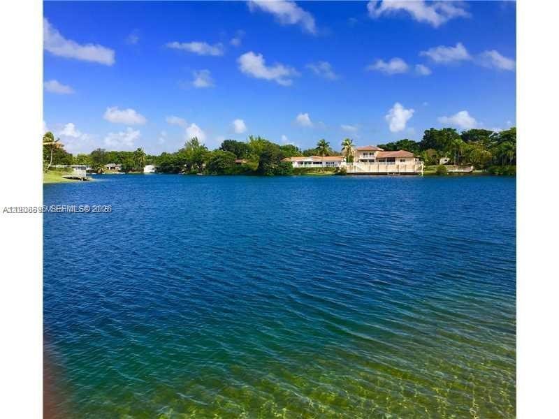 House in North Miami Beach, Florida, United States 2 - 16635456