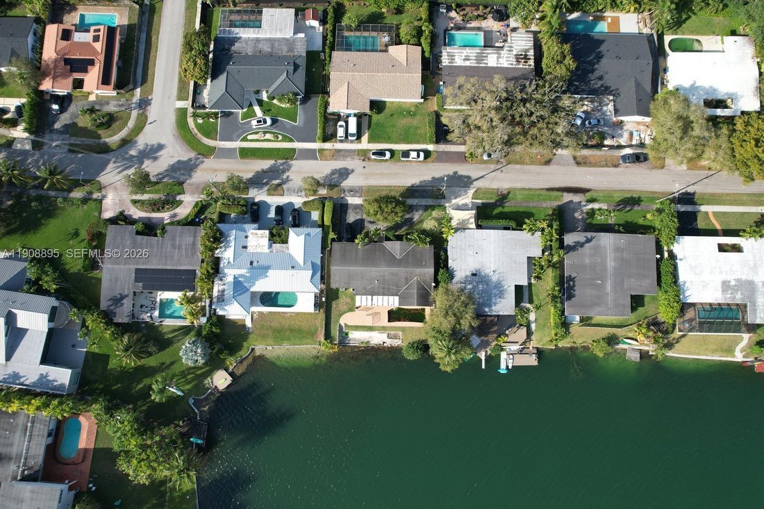 House in North Miami Beach, Florida, United States 5 - 16635456