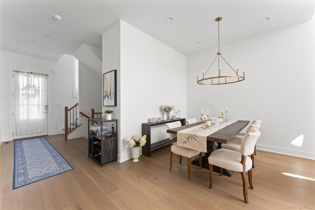 Condo in Mount Kisco, New York, United States 5 - 17668058