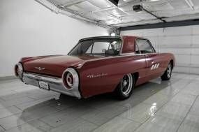 Coupe in Glendale, United States 4 - 17668535