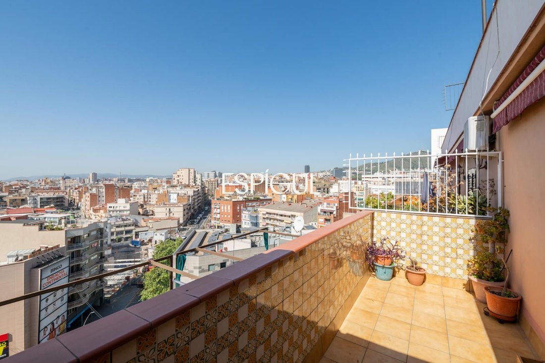 Penthouse in Les Corts, Barcelona, Spain 5 - 17668027