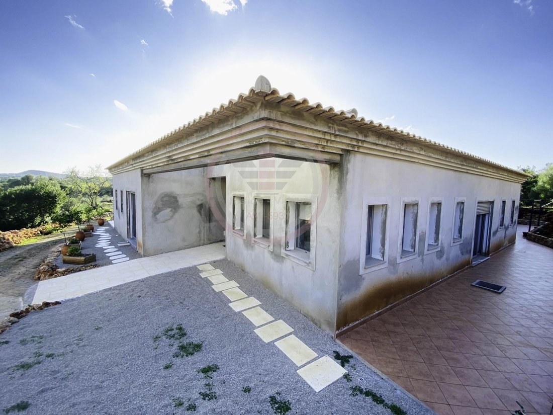 Villa in Loule (Sao Clemente), Algarve, Portugal 5 - 16572673