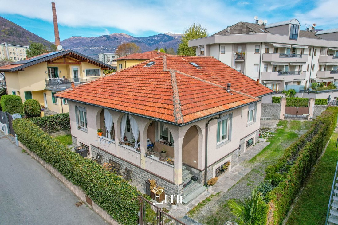Villa in Verbania, Piedmont, Italy 1 - 17668383