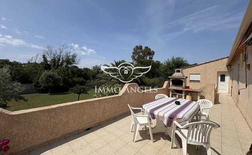 House in Cooperative, Agde, France 1