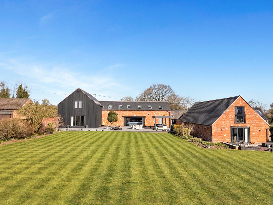 House in Hinckley, England 1 - 17668498