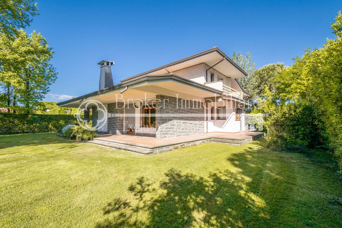 Villa in Center, Forte dei Marmi, Tuscany 4 - 15701058