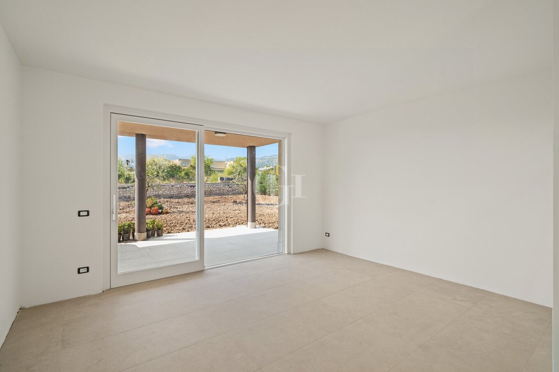 Appartamento a Garda, Veneto, Italia 1 - 16548824
