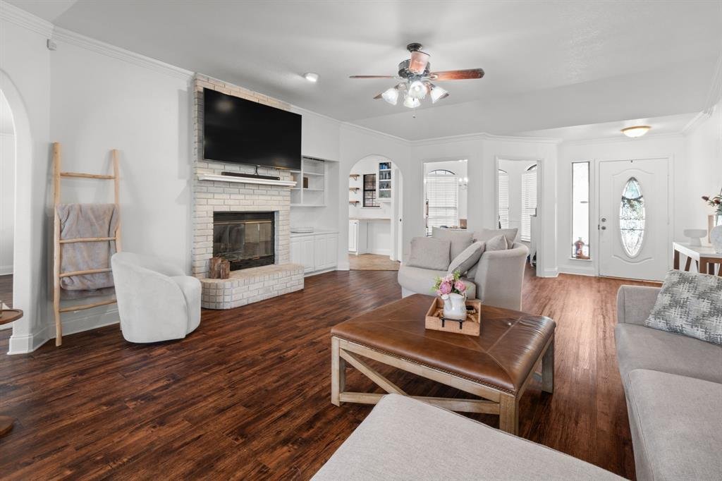House in Crowley, Texas, United States 1 - 17668415
