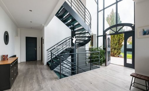 House in Boissise-le-Roi, Ile-de-France, France 1