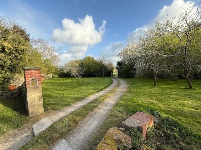 Estate in Pleslin-Trigavou, Brittany, France 2 - 17667762