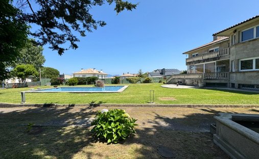 Villa in Oia, Vigo, Spain 1