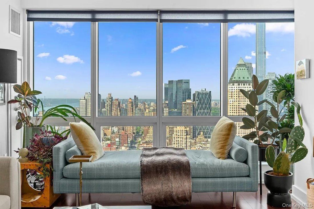 Condo in New York, New York, United States 3 - 17668066