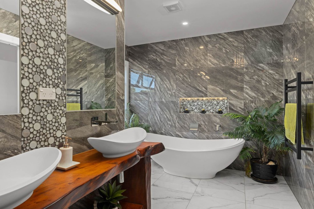 House in Haruru, Northland, New Zealand 5 - 15986021